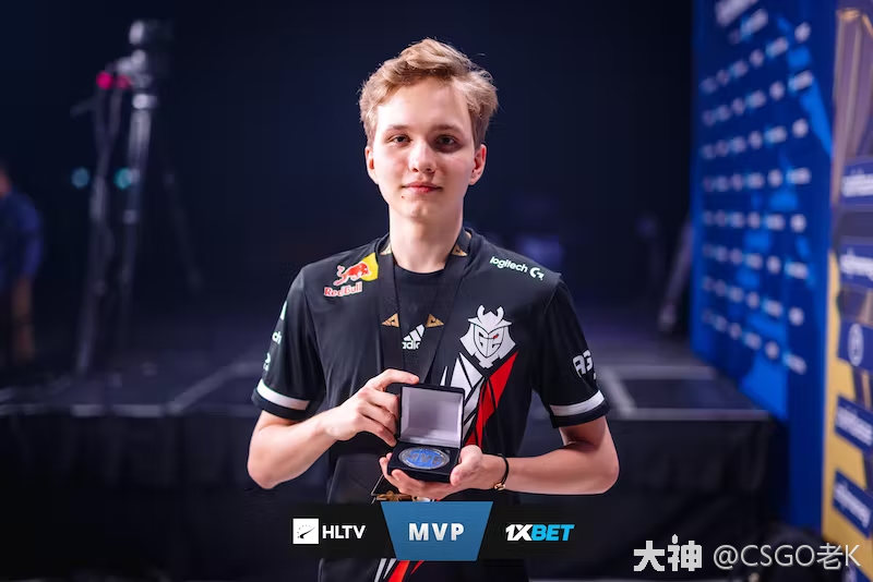 eStar战队“鸡爪流”战术大放异彩，清融成电竞焦点